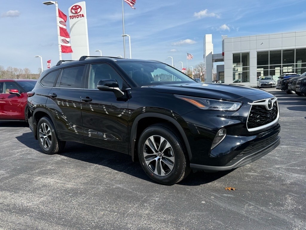 New 2026 Toyota Highlander SUV