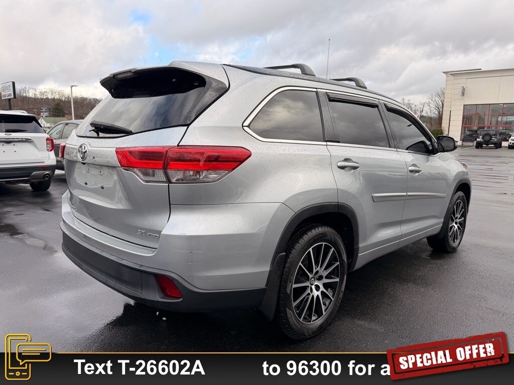 Used 2018 Toyota Highlander SE SUV