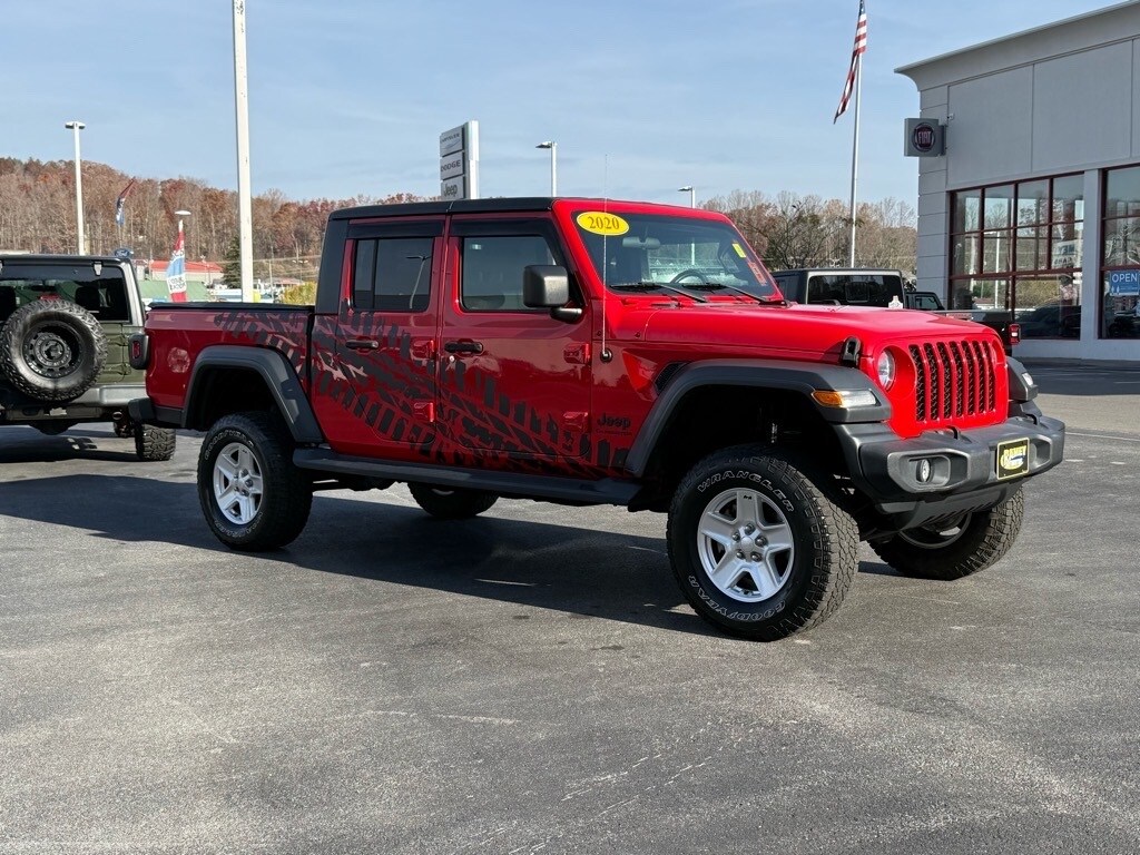 Used 2020 Jeep Gladiator Sport Truck