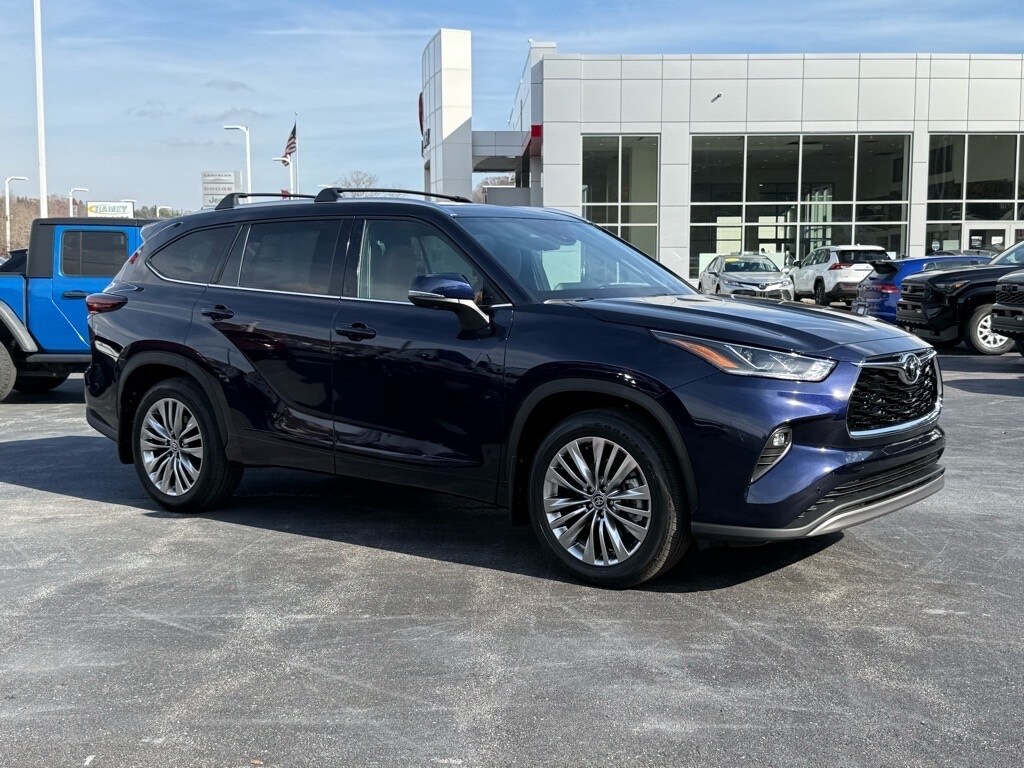 New 2026 Toyota Highlander SUV