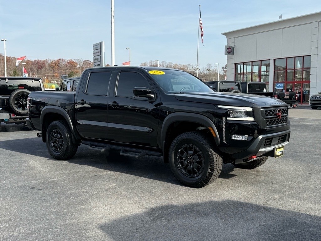 Used 2023 Nissan Frontier PRO-4X Truck