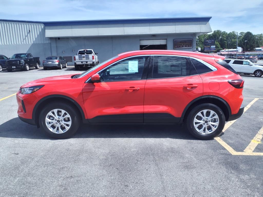 2024 Ford Escape Active photo 2