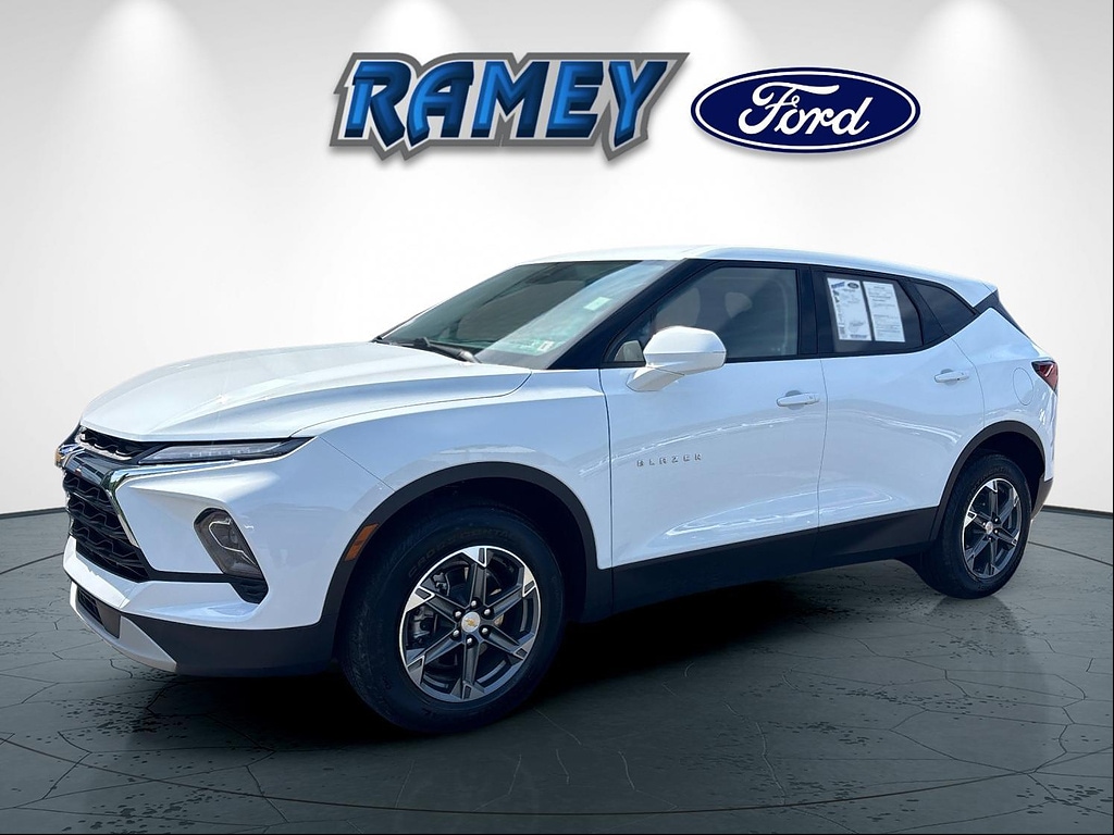 2025 Chevrolet Blazer 2.0T 2LT AWD's photo