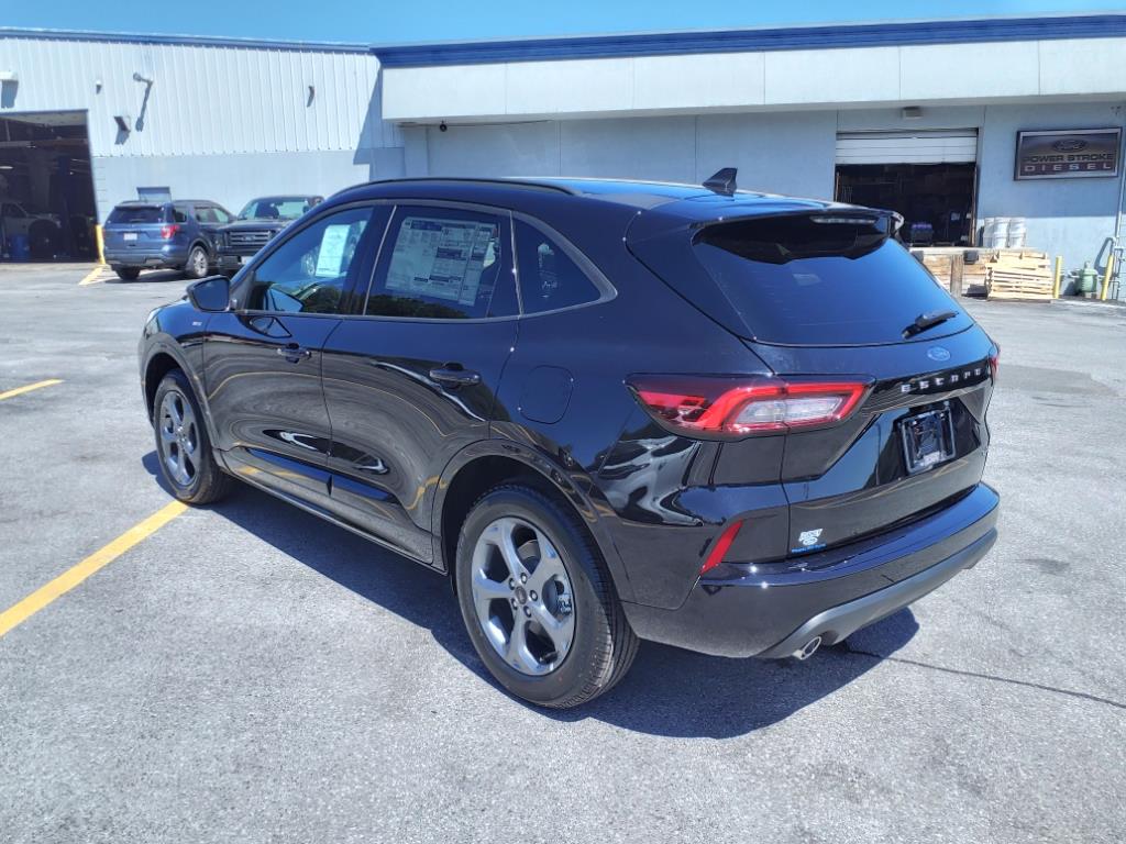 2024 Ford Escape Hybrid ST-Line Select photo 3