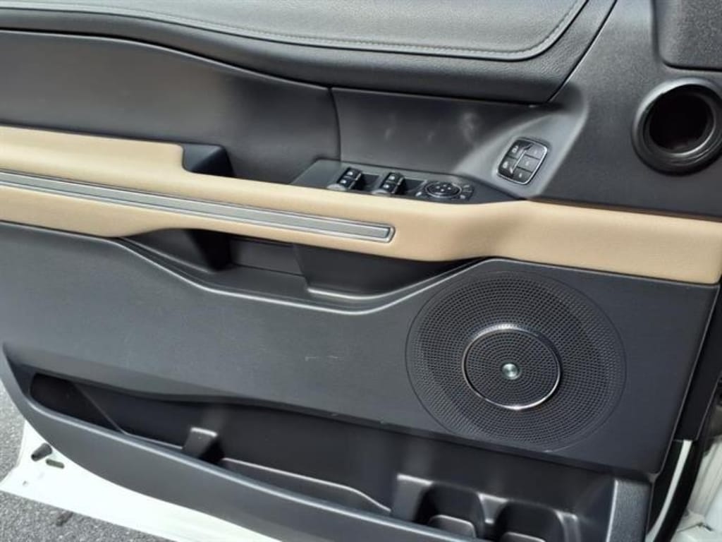 2024 Ford Expedition Limited - Photo 16