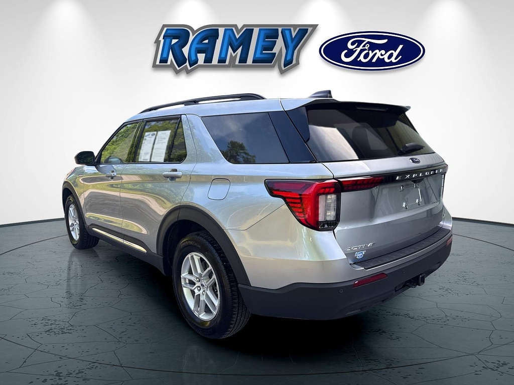 Used 2025 Ford Explorer Active