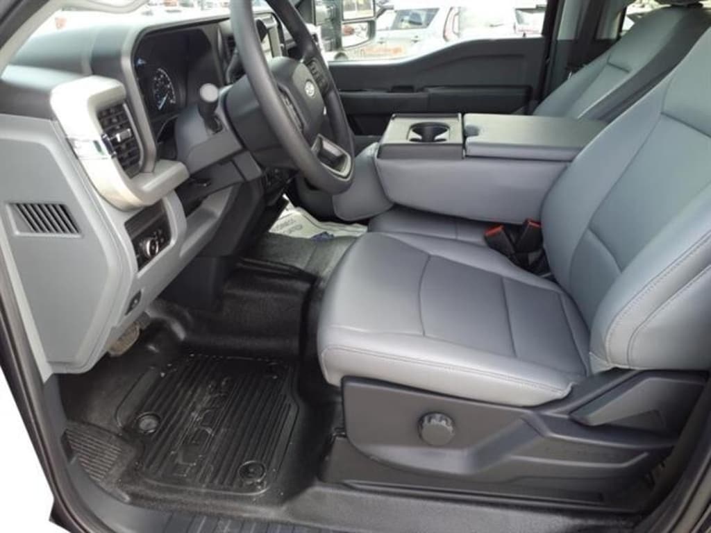2025 Ford F-250 Super Duty XL - Photo 7