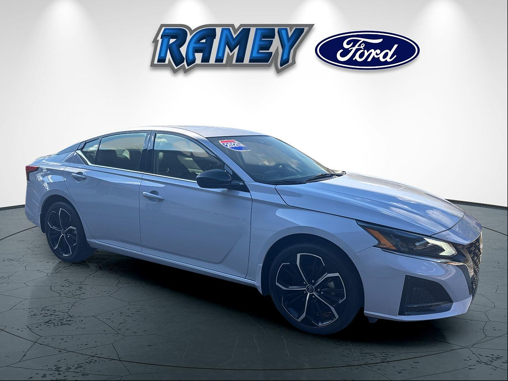 Used 2025 Nissan Altima 2.5 SR