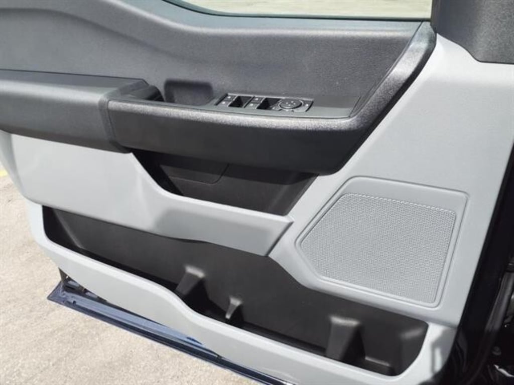 2025 Ford F-250 Super Duty XL - Photo 11