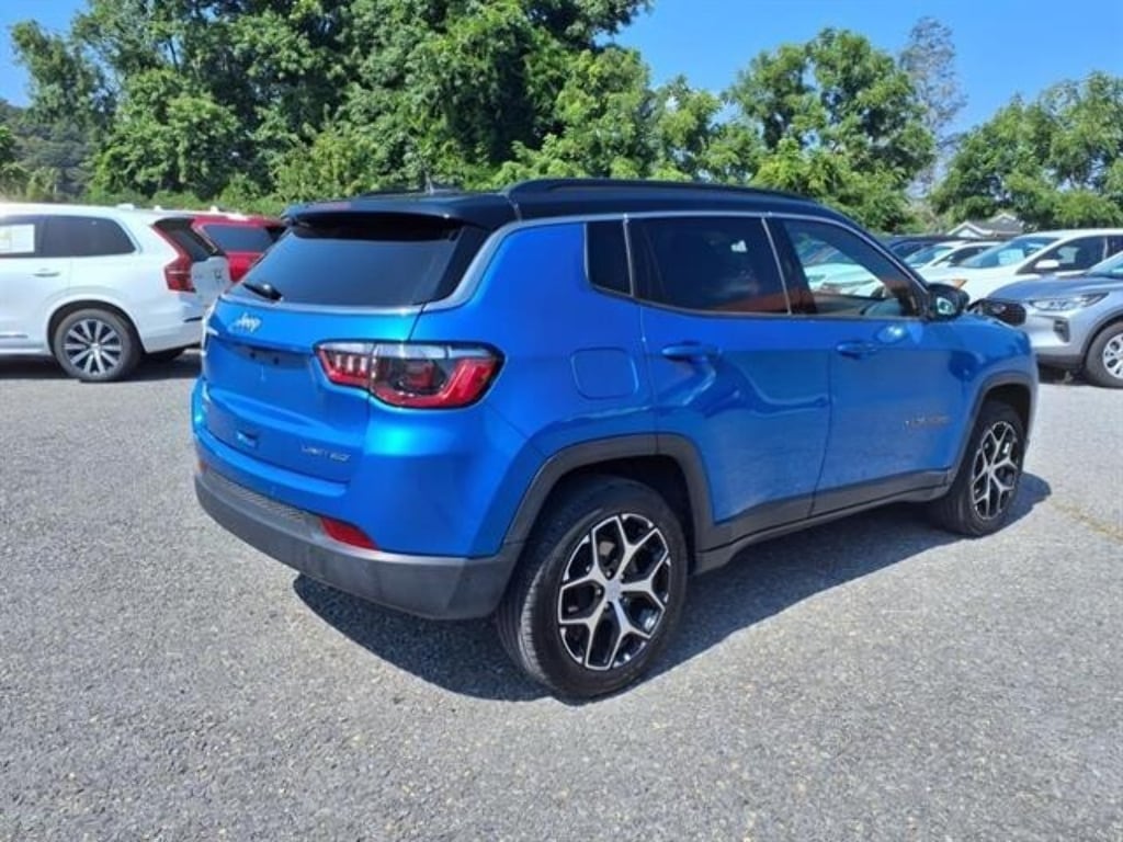 Used 2024 Jeep Compass Limited SUV