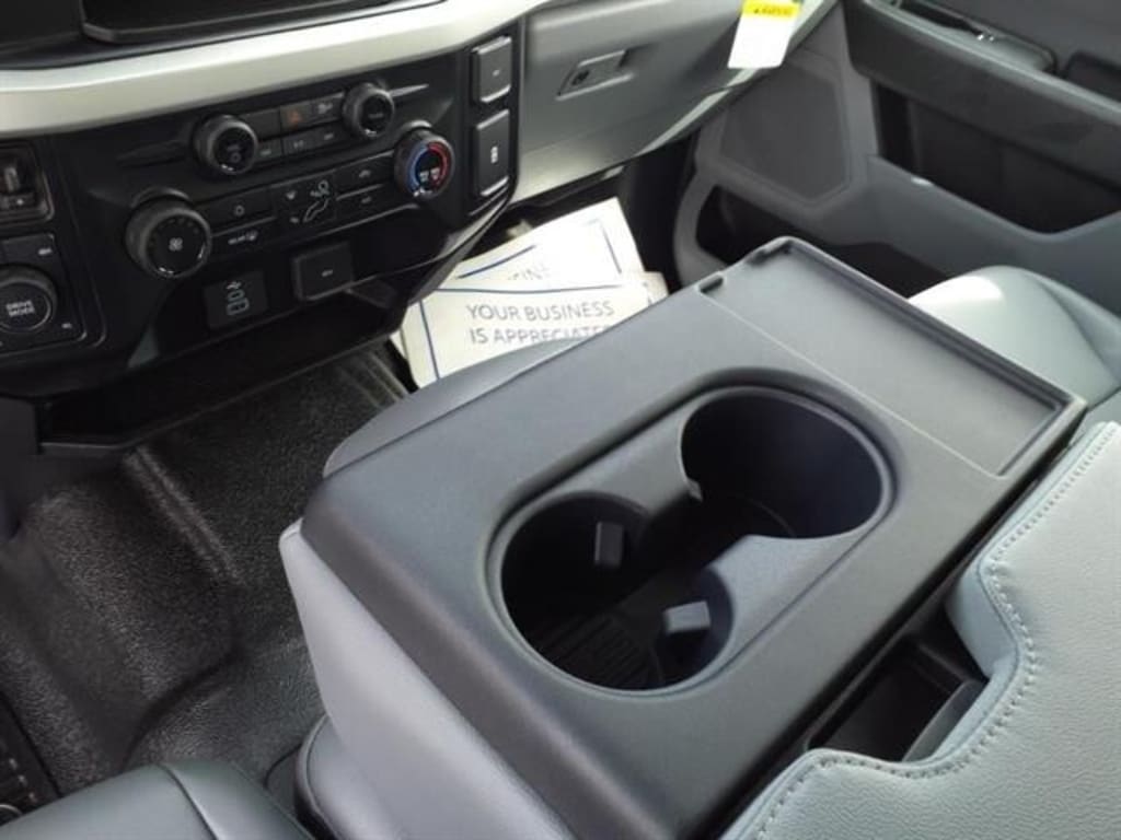 2025 Ford F-250 Super Duty XL - Photo 16