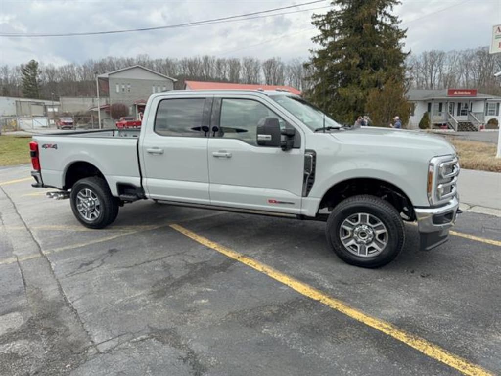 New 2026 Ford Super Duty F-250 SRW Lariat