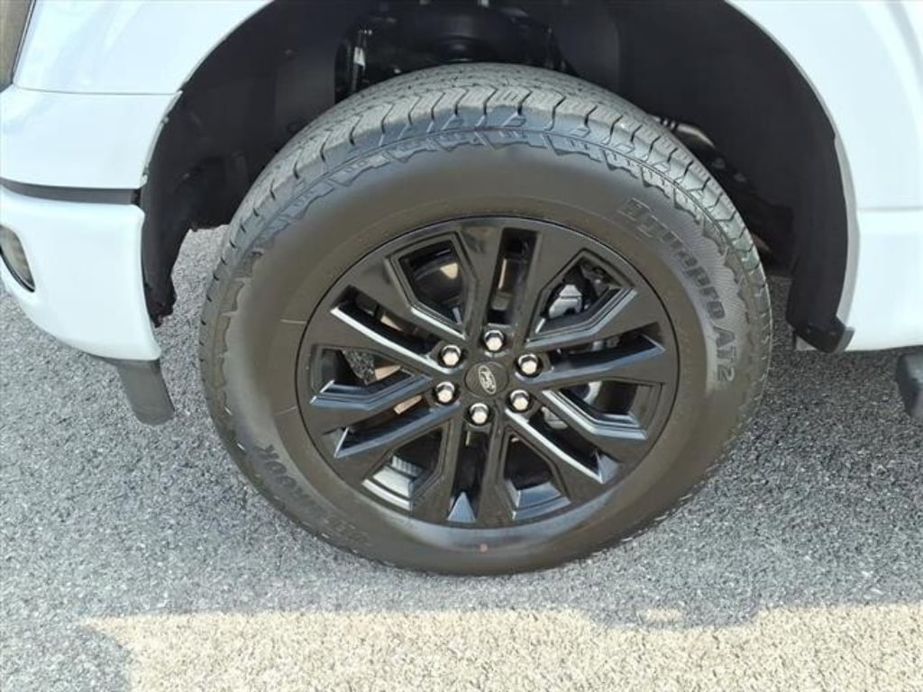 2025 Ford F-150 Lariat - Photo 12