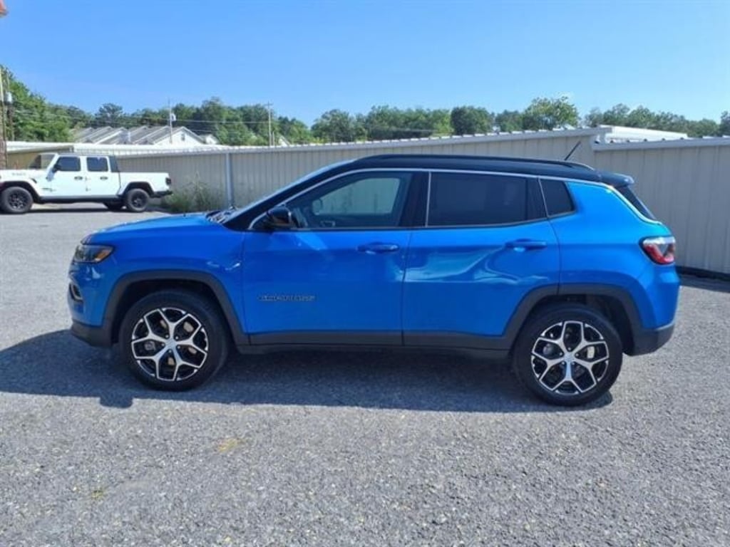 Used 2024 Jeep Compass Limited SUV