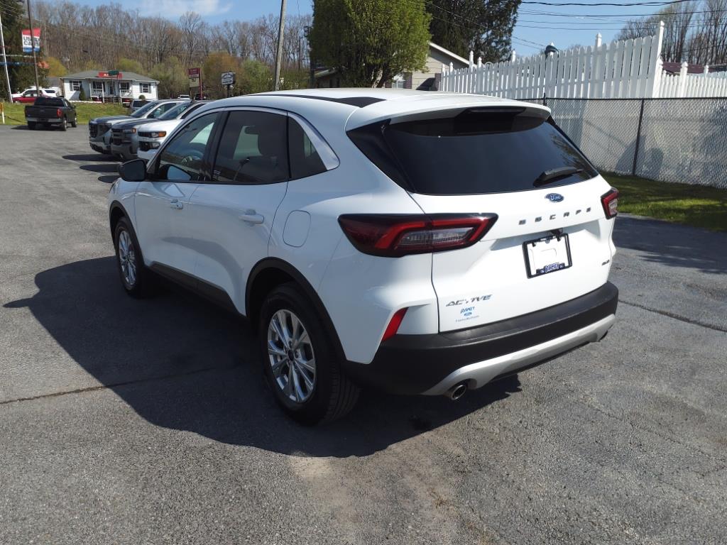 2024 Ford Escape Active photo 3
