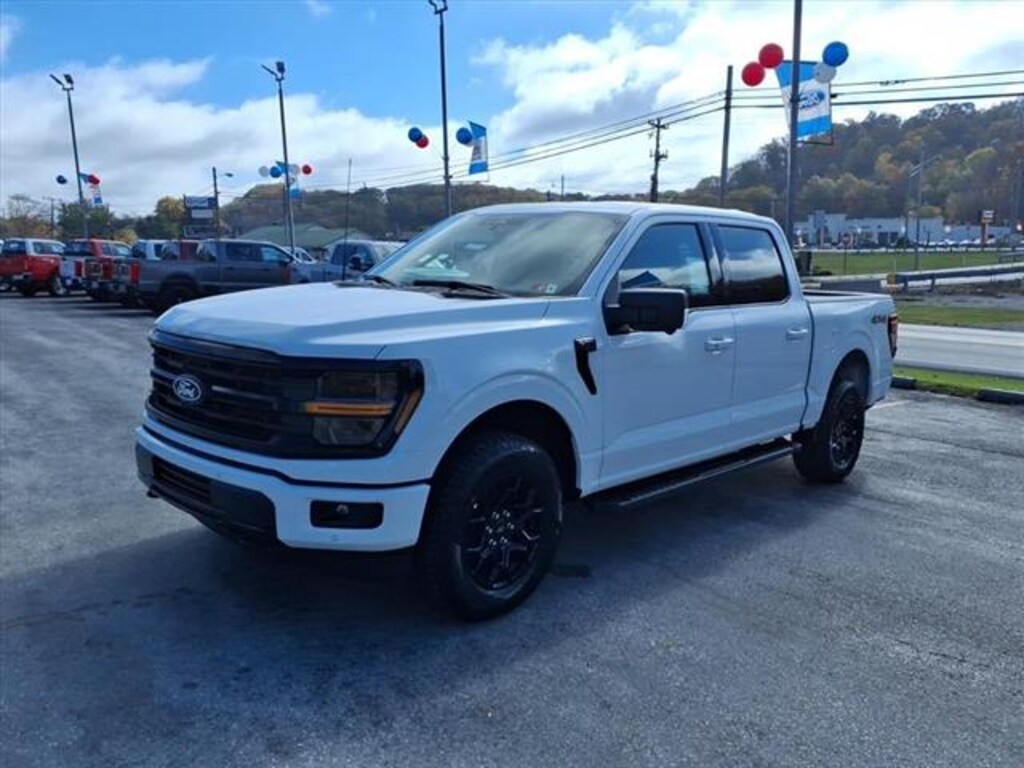 New 2025 Ford F-150 XLT Truck SuperCrew Cab