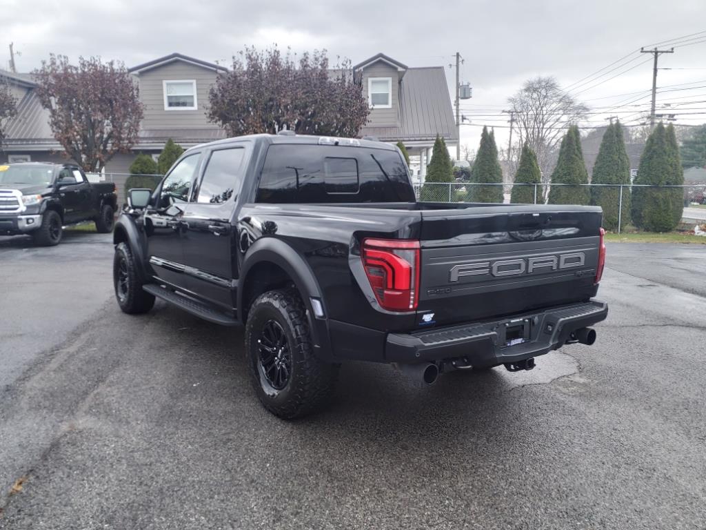 2024 Ford F-150 Raptor photo 3