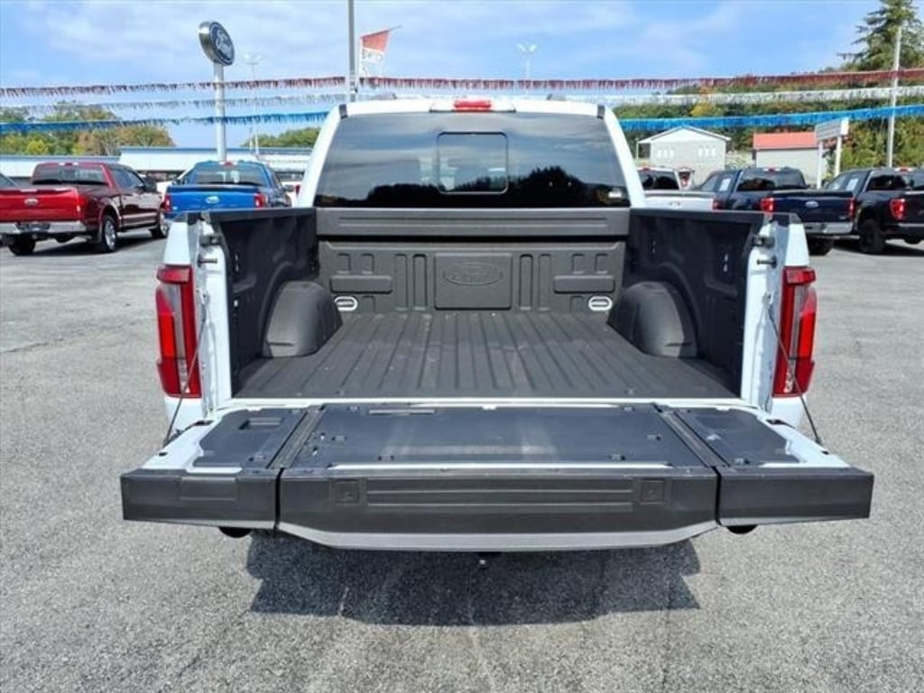 2025 Ford F-150 Lariat - Photo 14