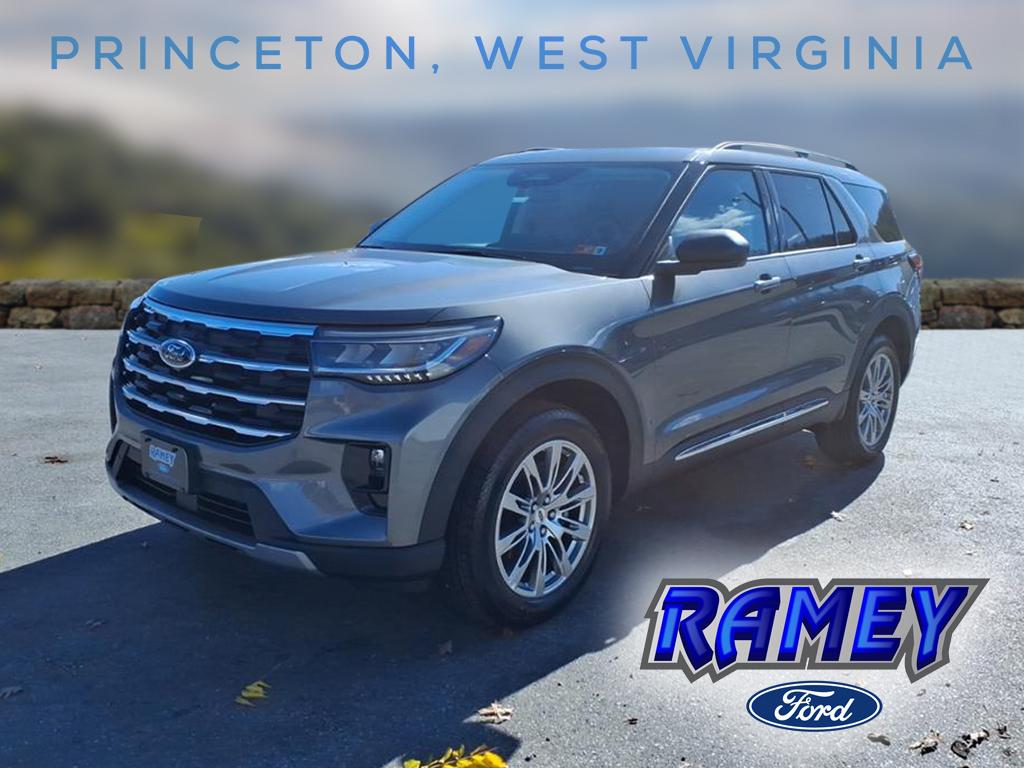 2025 Ford Explorer Active's photo