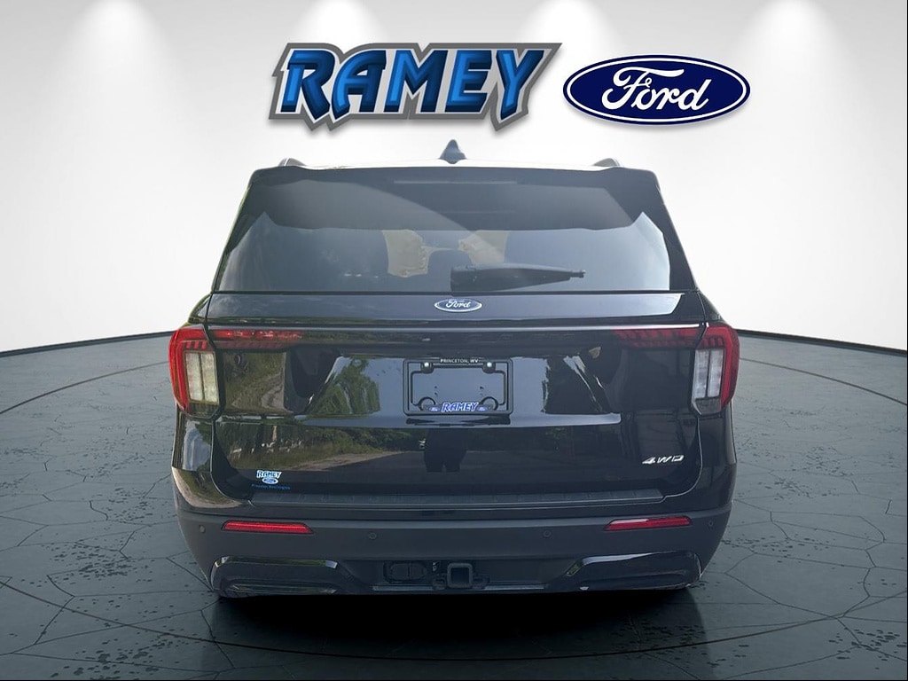 Used 2025 Ford Explorer ST-Line