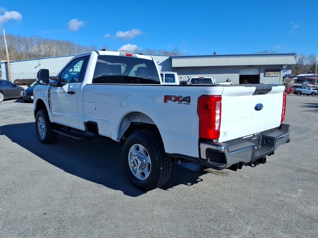 New 2026 Ford Super Duty F-350 SRW XLT Truck Regular Cab