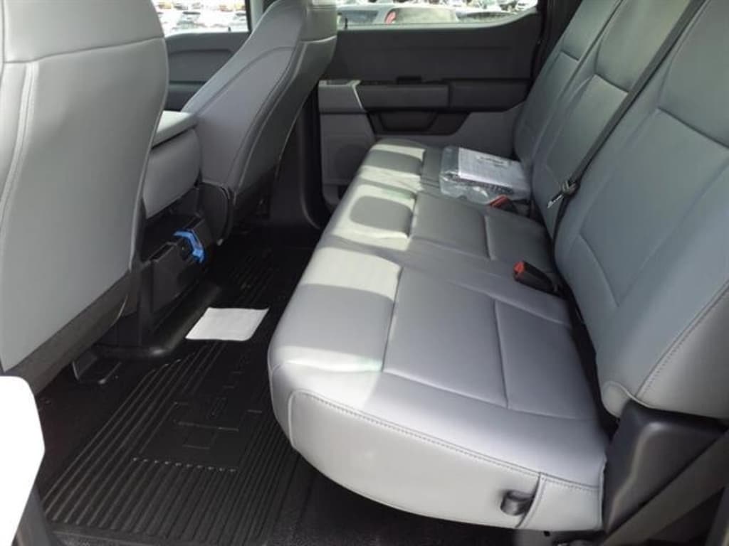 2025 Ford F-250 Super Duty XL - Photo 8