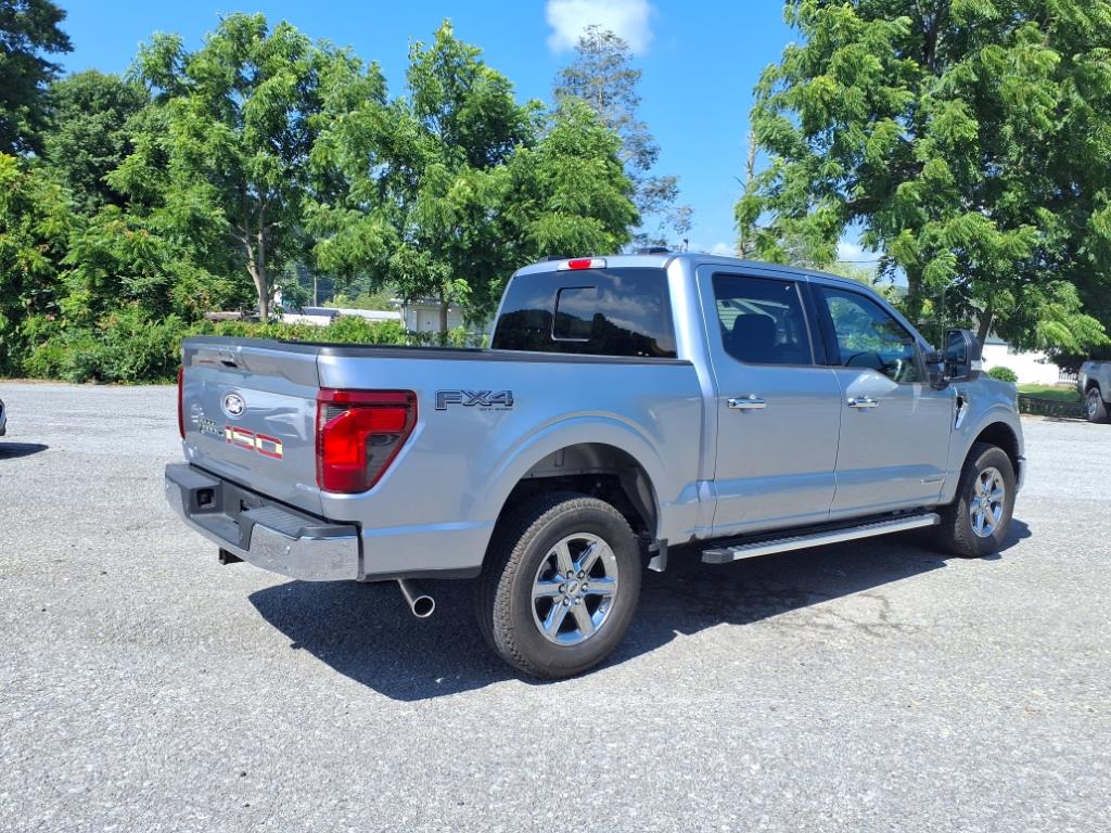 2024 Ford F-150 XLT photo 4