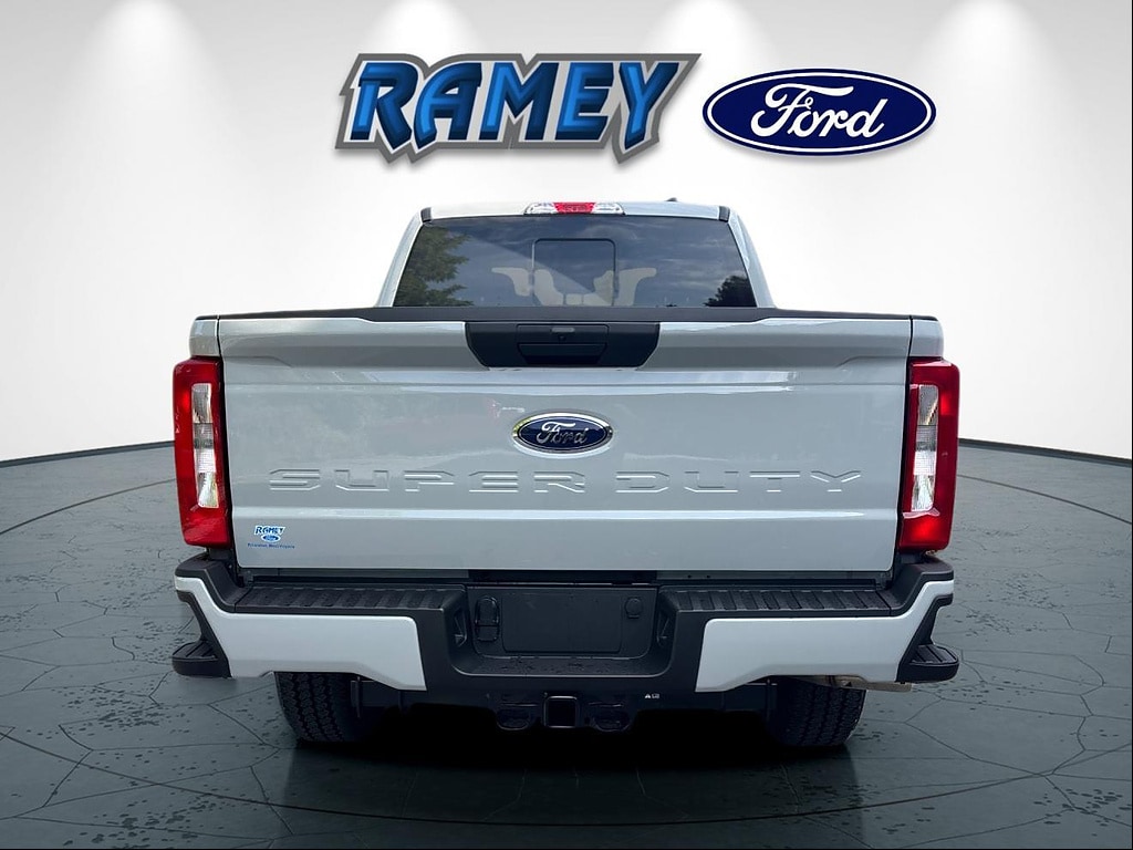 New 2026 Ford Super Duty F-350 SRW XL