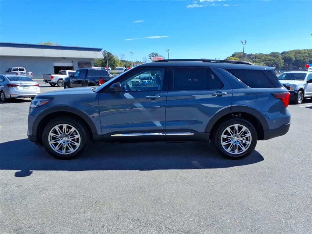 New 2025 Ford Explorer Active SUV