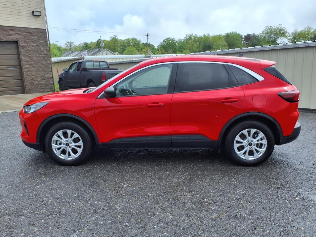 Used 2024 Ford Escape Active with VIN 1FMCU0GNXRUA66530 for sale in Princeton, WV
