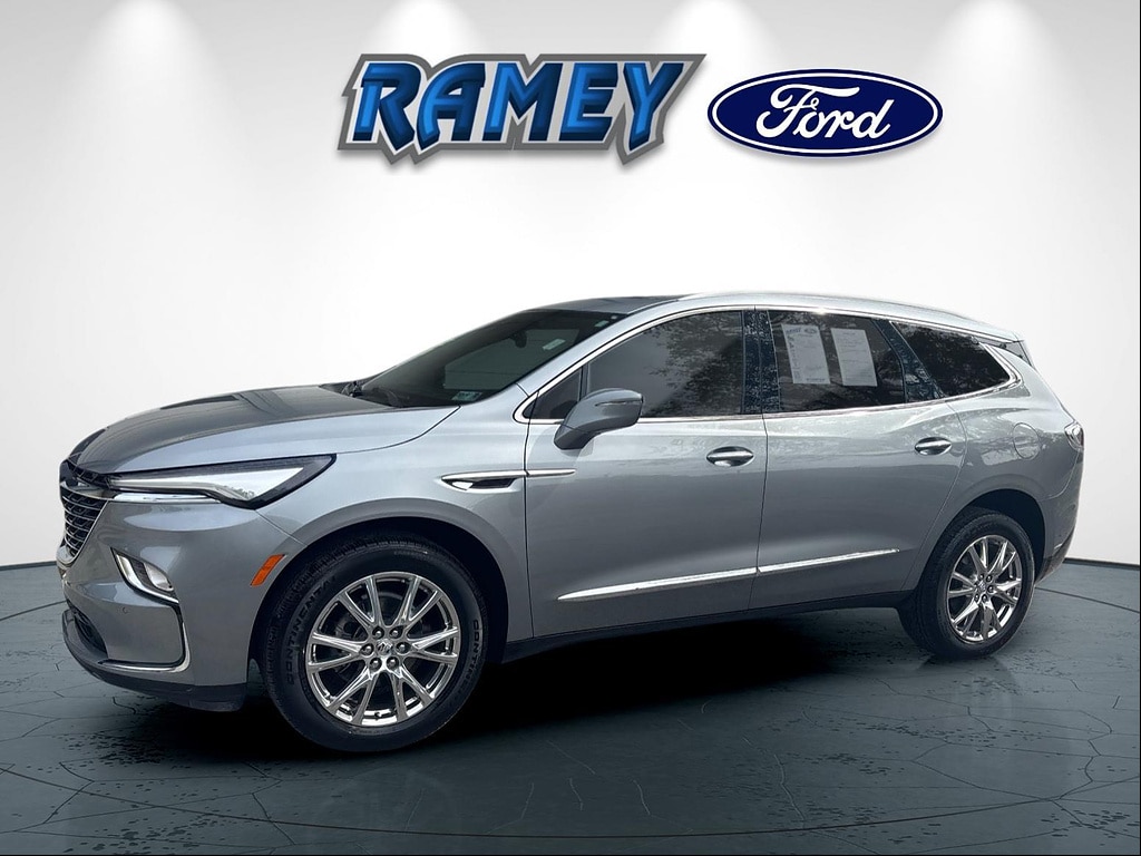 2024 Buick Enclave Essence