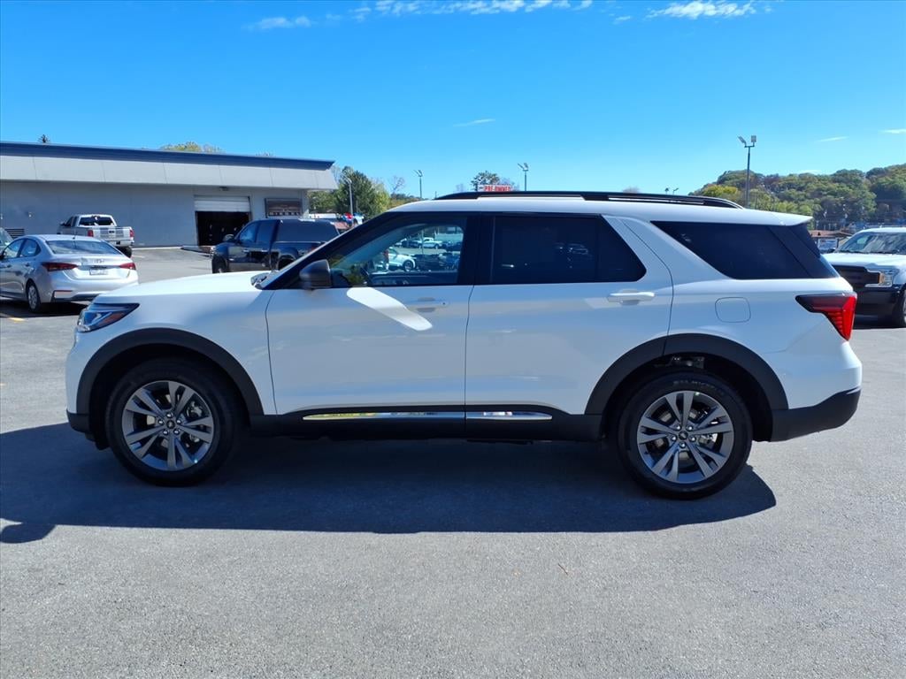 New 2025 Ford Explorer Active SUV