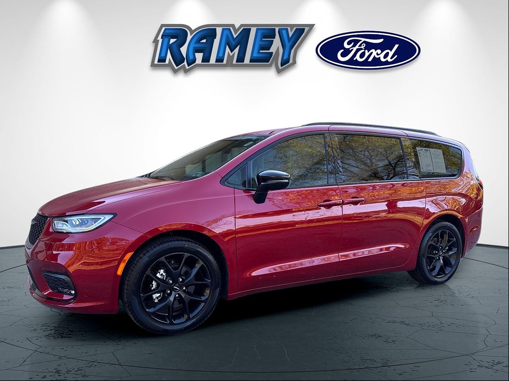 2025 Chrysler Pacifica