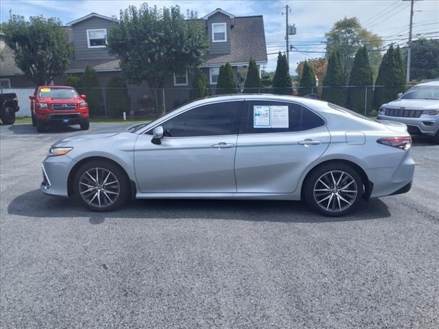 Used 2024 Toyota Camry XLE with VIN 4T1F11BK3RU110165 for sale in Princeton, WV