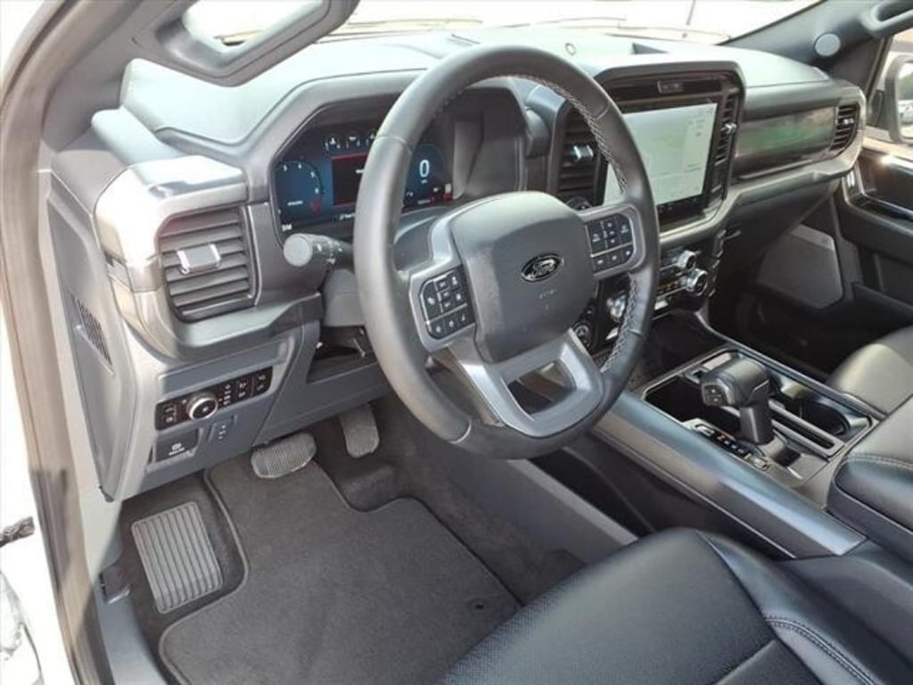 2025 Ford F-150 Lariat - Photo 9