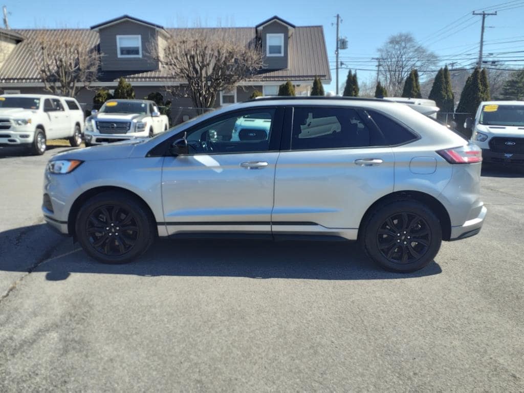 Used 2024 Ford Edge SE with VIN 2FMPK4G98RBA05586 for sale in Princeton, WV