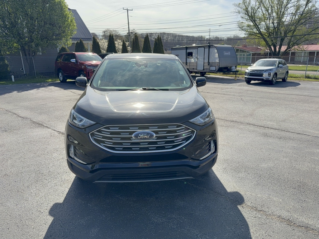 2021 Ford Edge