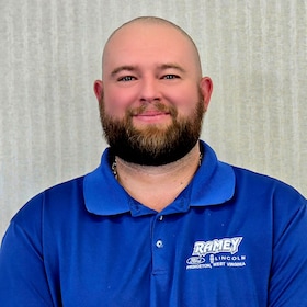 Staff member Aaron Street from 3f38a80b7097