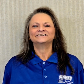 Staff member Liz Bull from 3f38a80b7097