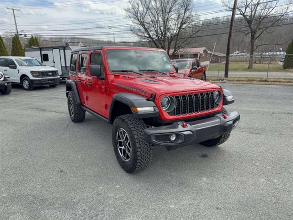Used 2025 Jeep Wrangler Rubicon