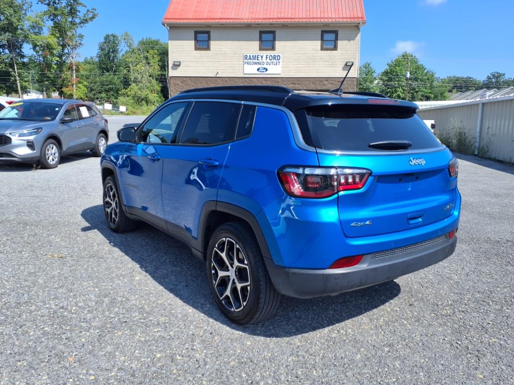 2024 Jeep Compass Limited photo 3