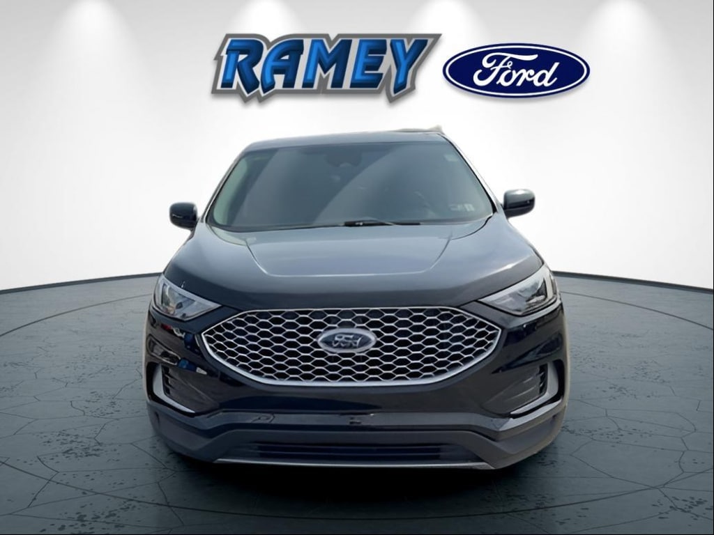 2024 Ford Edge SEL AWD's photo