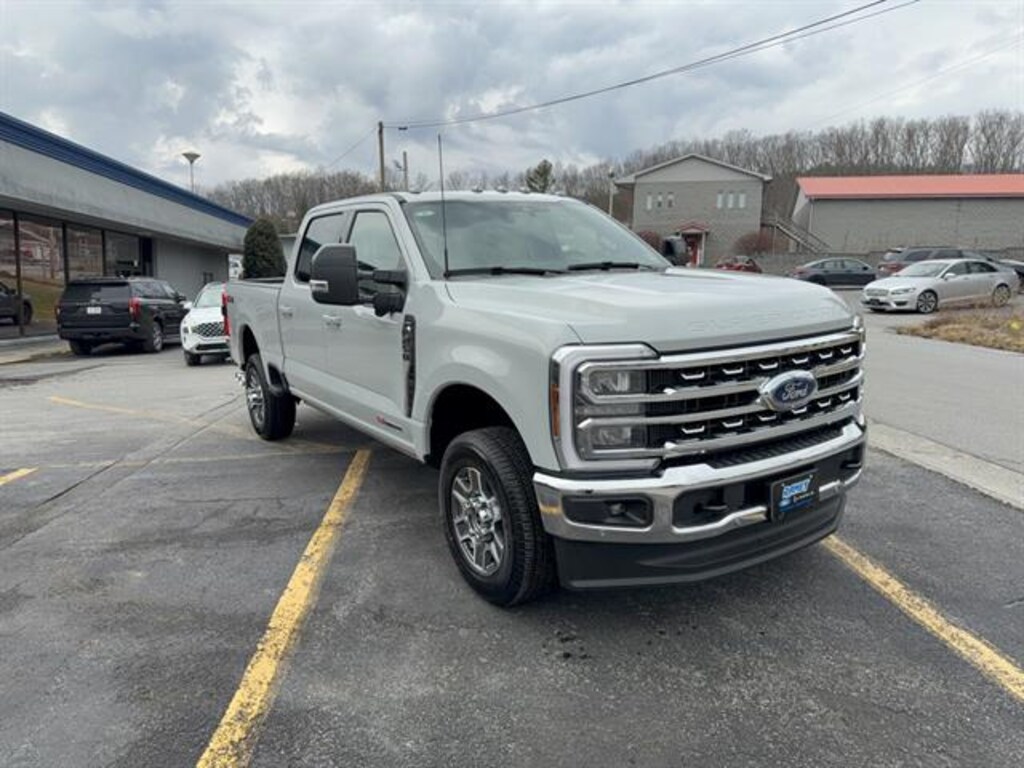 New 2026 Ford Super Duty F-250 SRW Lariat
