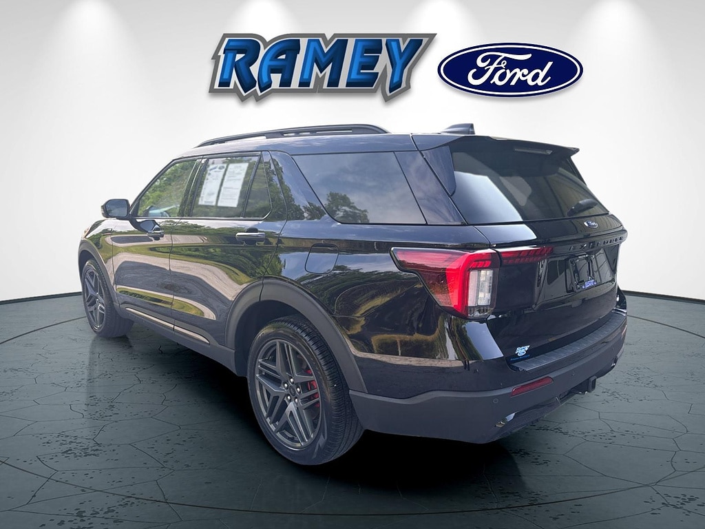 Used 2025 Ford Explorer ST-Line