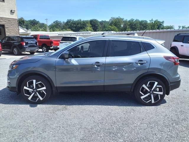 Used 2022 Nissan Rogue Sport SL with VIN JN1BJ1CW8NW497656 for sale in Princeton, WV