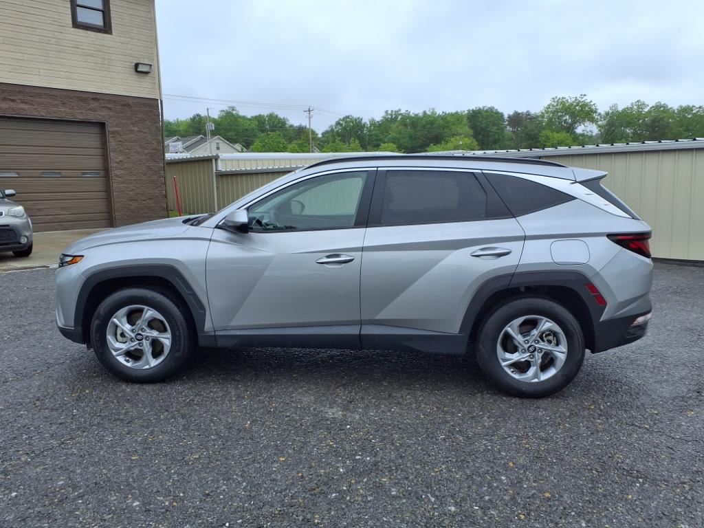 Used 2024 Hyundai Tucson SEL with VIN 5NMJBCDEXRH387949 for sale in Princeton, WV
