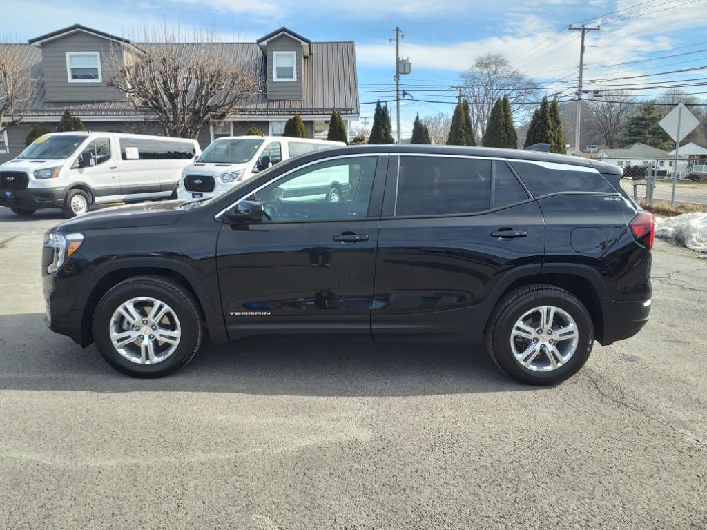 Used 2024 GMC Terrain SLE with VIN 3GKALTEG3RL312448 for sale in Princeton, WV