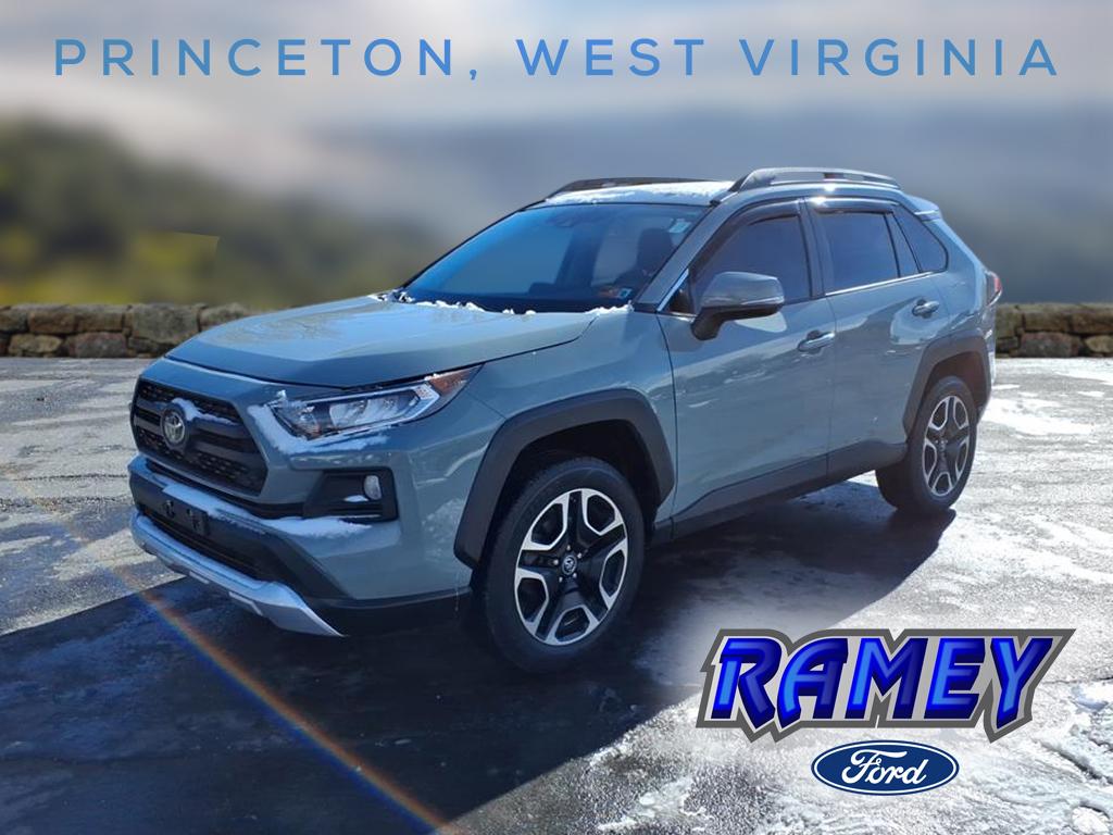 2019 Toyota RAV4 Adventure's photo