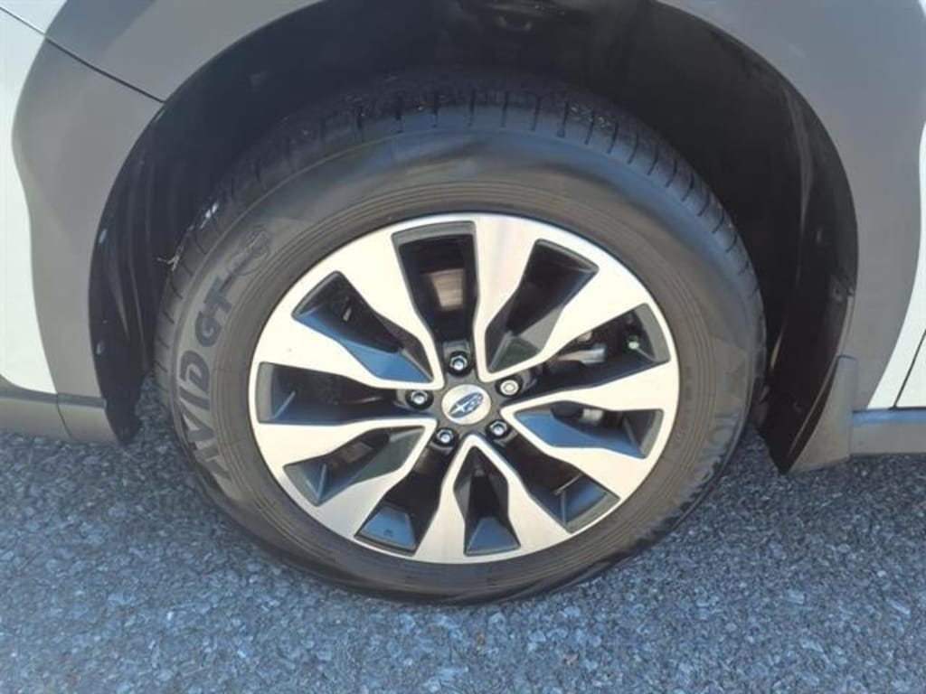 2023 Subaru Outback Limited - Photo 12
