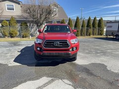 2022 Toyota Tacoma 4WD SR V6
